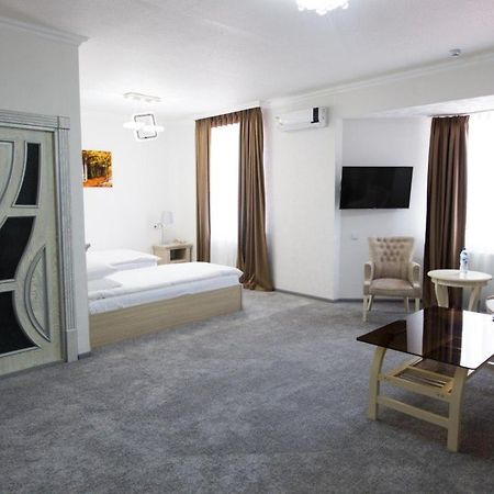 Alexander Hotel ซามาร์คันด์ ภายนอก รูปภาพ