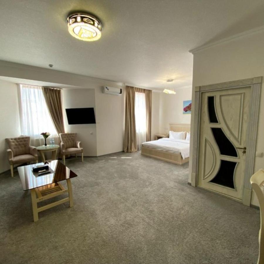 Alexander Hotel ซามาร์คันด์ ภายนอก รูปภาพ