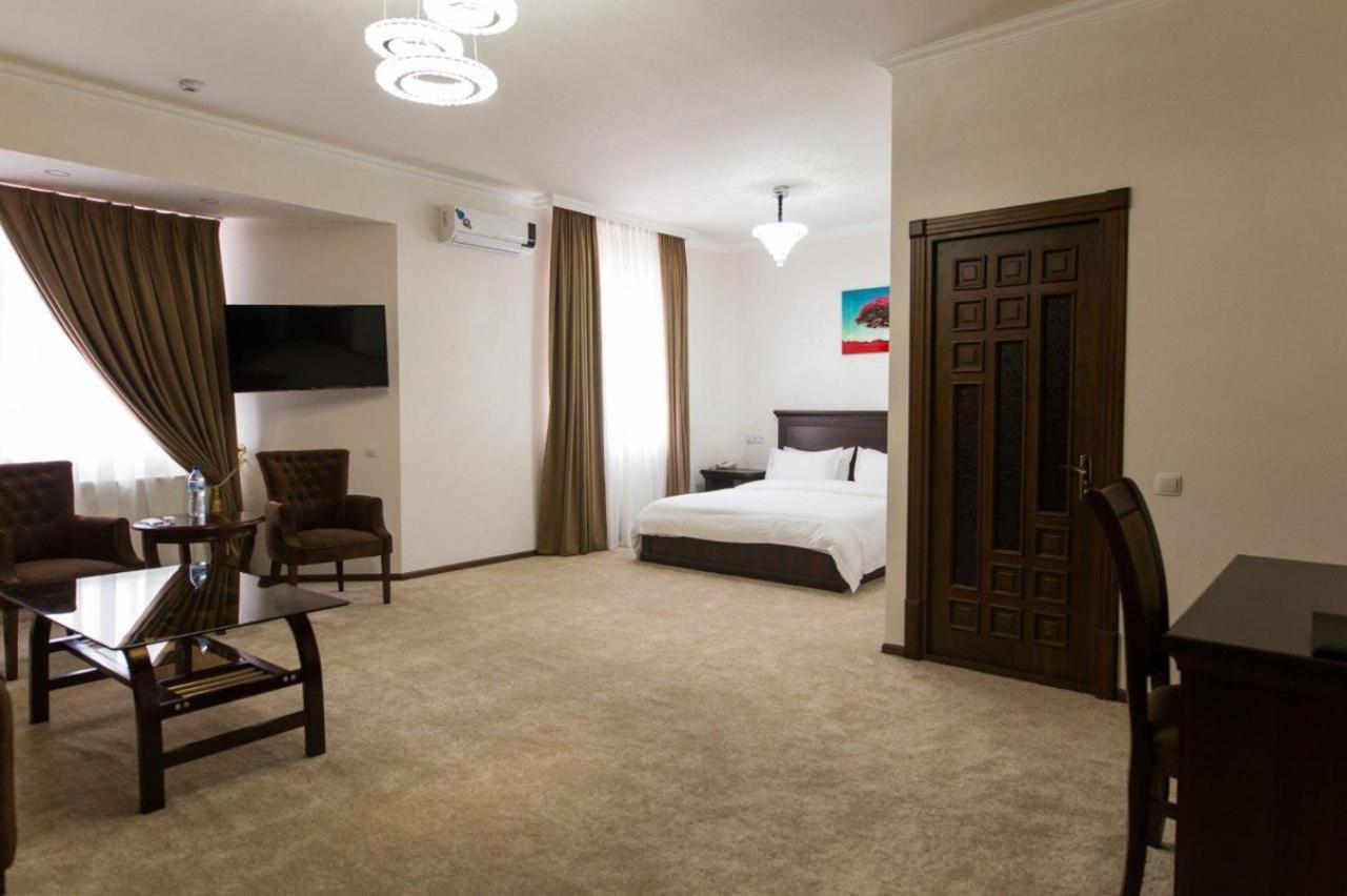 Alexander Hotel ซามาร์คันด์ ภายนอก รูปภาพ