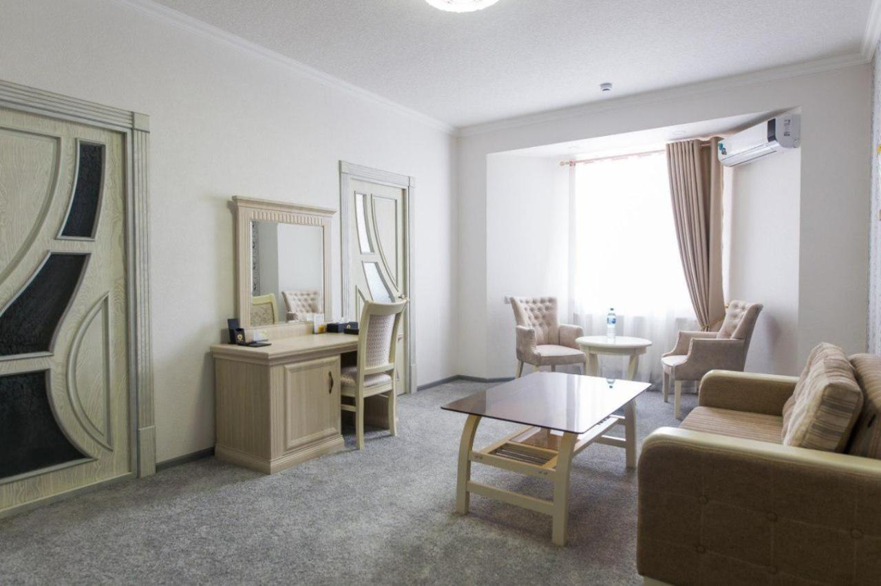 Alexander Hotel ซามาร์คันด์ ภายนอก รูปภาพ