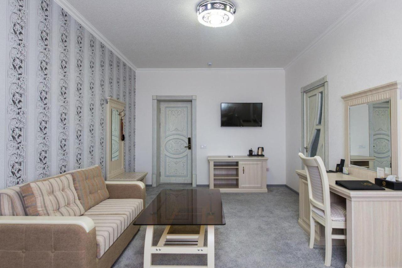 Alexander Hotel ซามาร์คันด์ ภายนอก รูปภาพ
