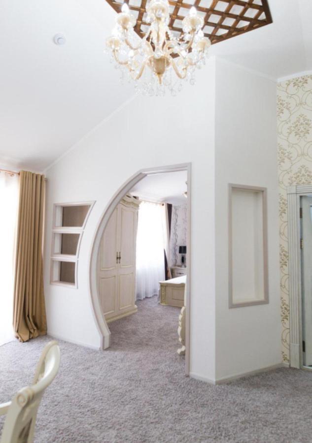 Alexander Hotel ซามาร์คันด์ ภายนอก รูปภาพ